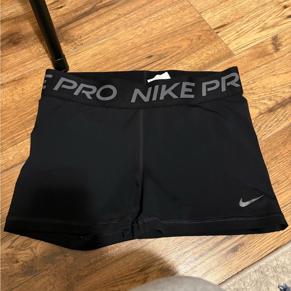 black nike pros